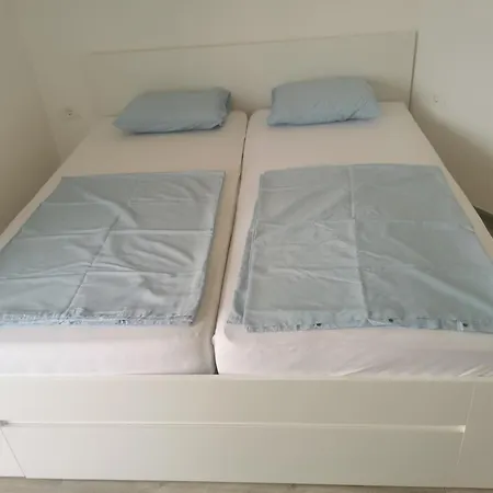 Apartma Larissa *