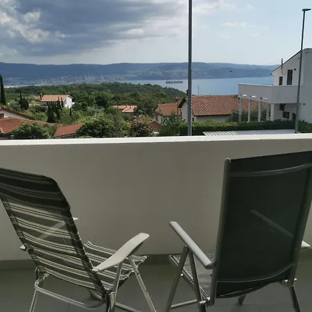 Apartma Larissa