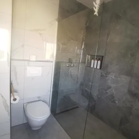 Apartma Larissa Apartament *